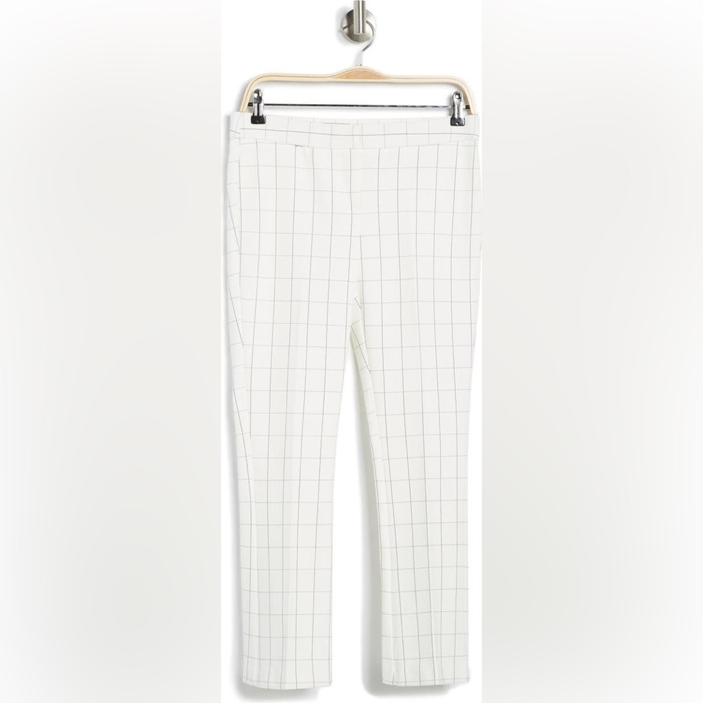 TRENDY HIT: Amanda + Chelsea Pants